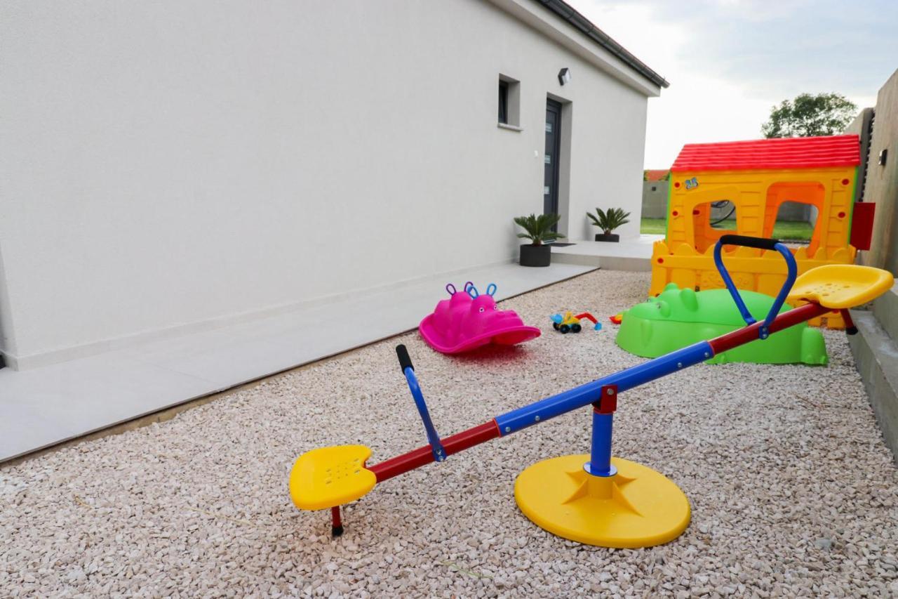 Villa Gemini Zadar Bagian luar foto